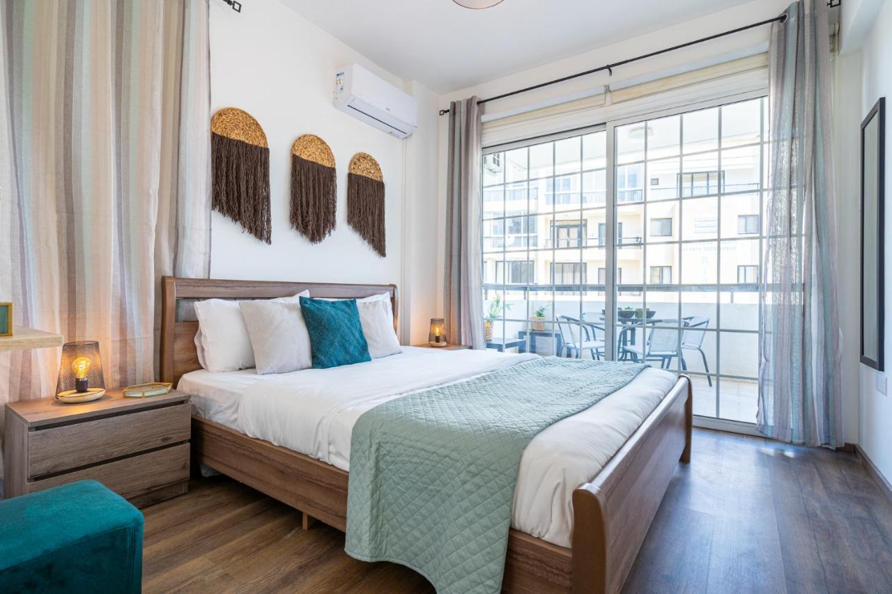 Araminta 2-Bedroom Apartment In Larnaca Exterior foto